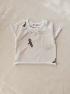 Baby t-shirt / beige bats