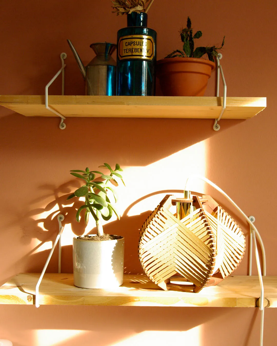 Baladeuse intertwined lamp