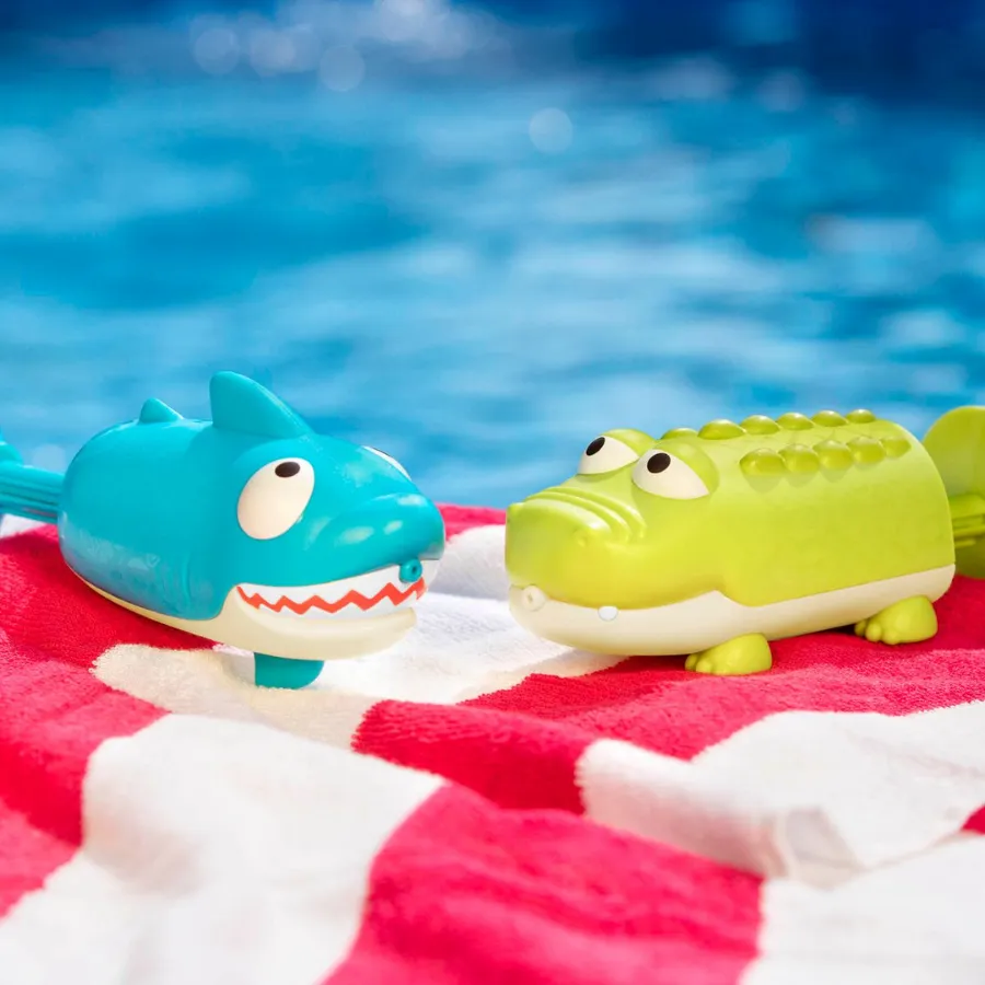 B.Toys Animal Water Squirts- Shark And Croc >18Mth BX1551Z