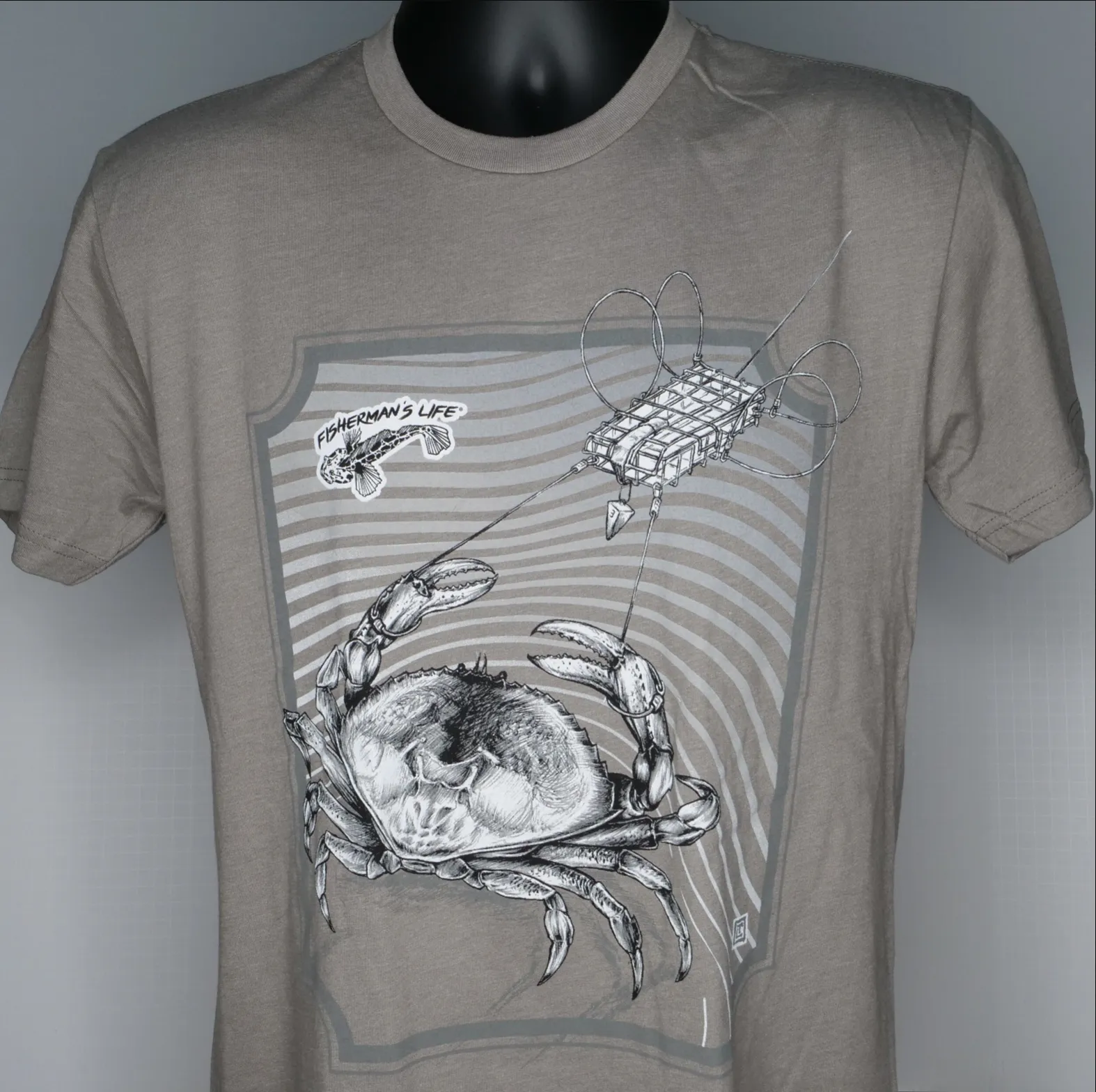 Optimized E-Commerce Product Title: Snared Dungeness Crab Graphic T-Shirt