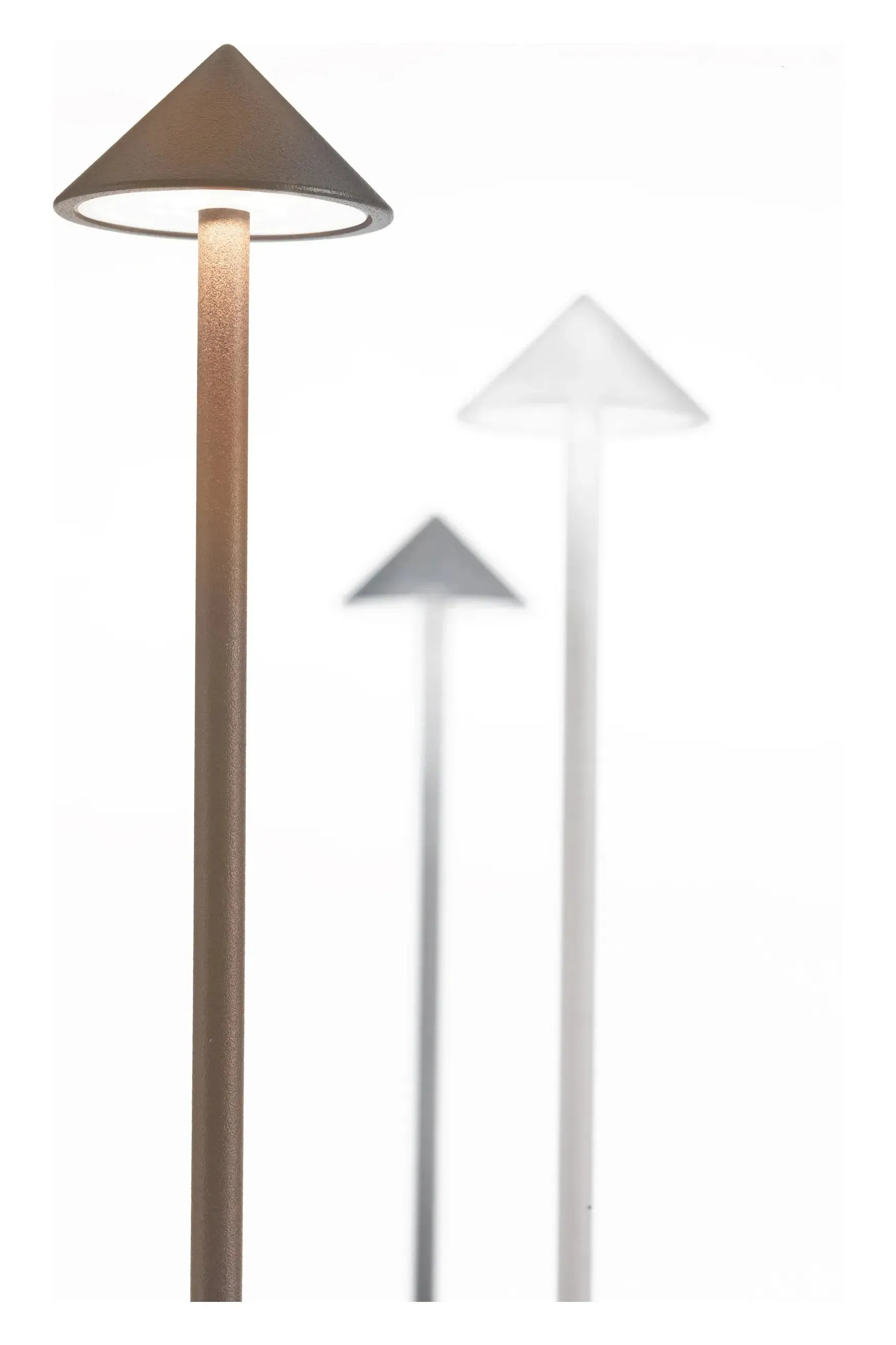 Glossy Gold Pointed LED Table Lamp