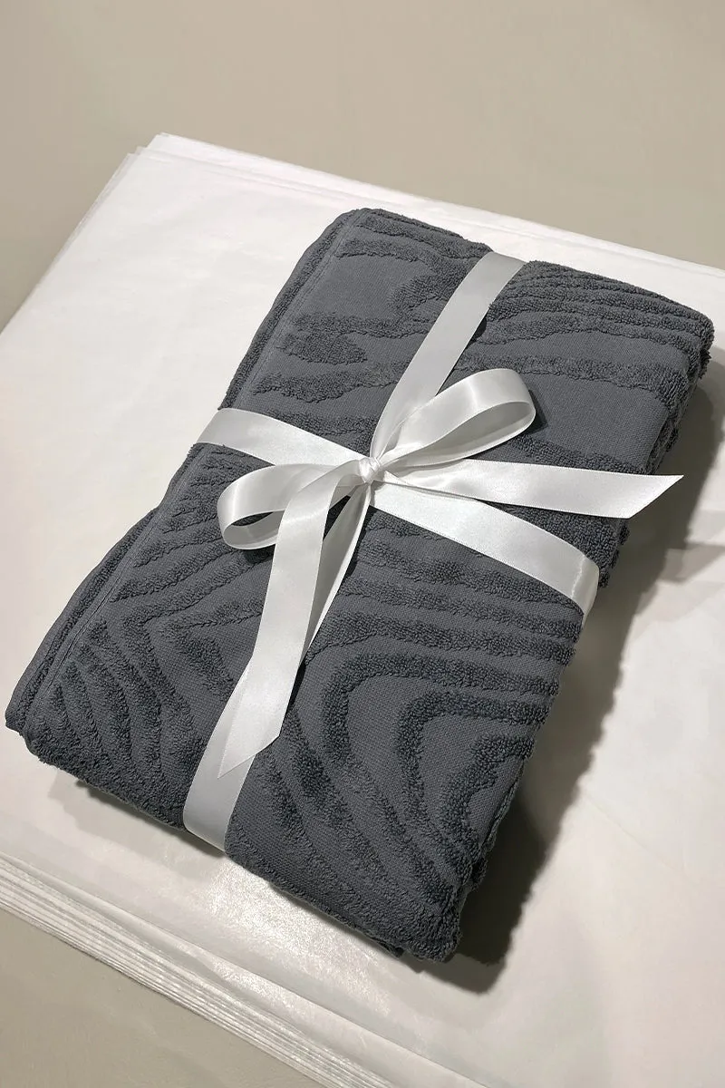 KAARNA bath towel in grey