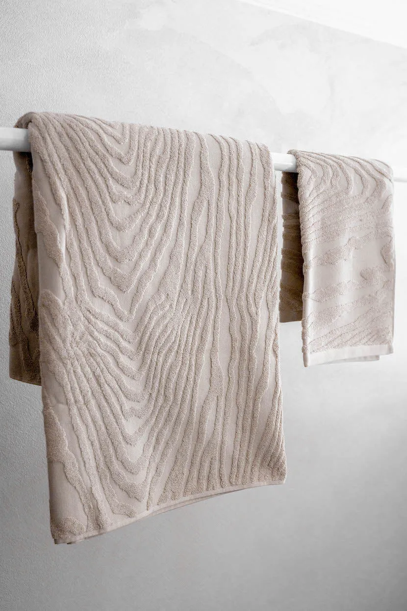 KAARNA hand towel in sand