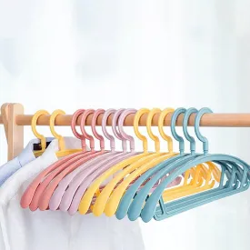 Plastic Hangers, Clothes Hangers - Lightweight Space Saving Hangers - Standard Hangers for Clothes - Durable, Slim & Sleek Hangers (10pc)