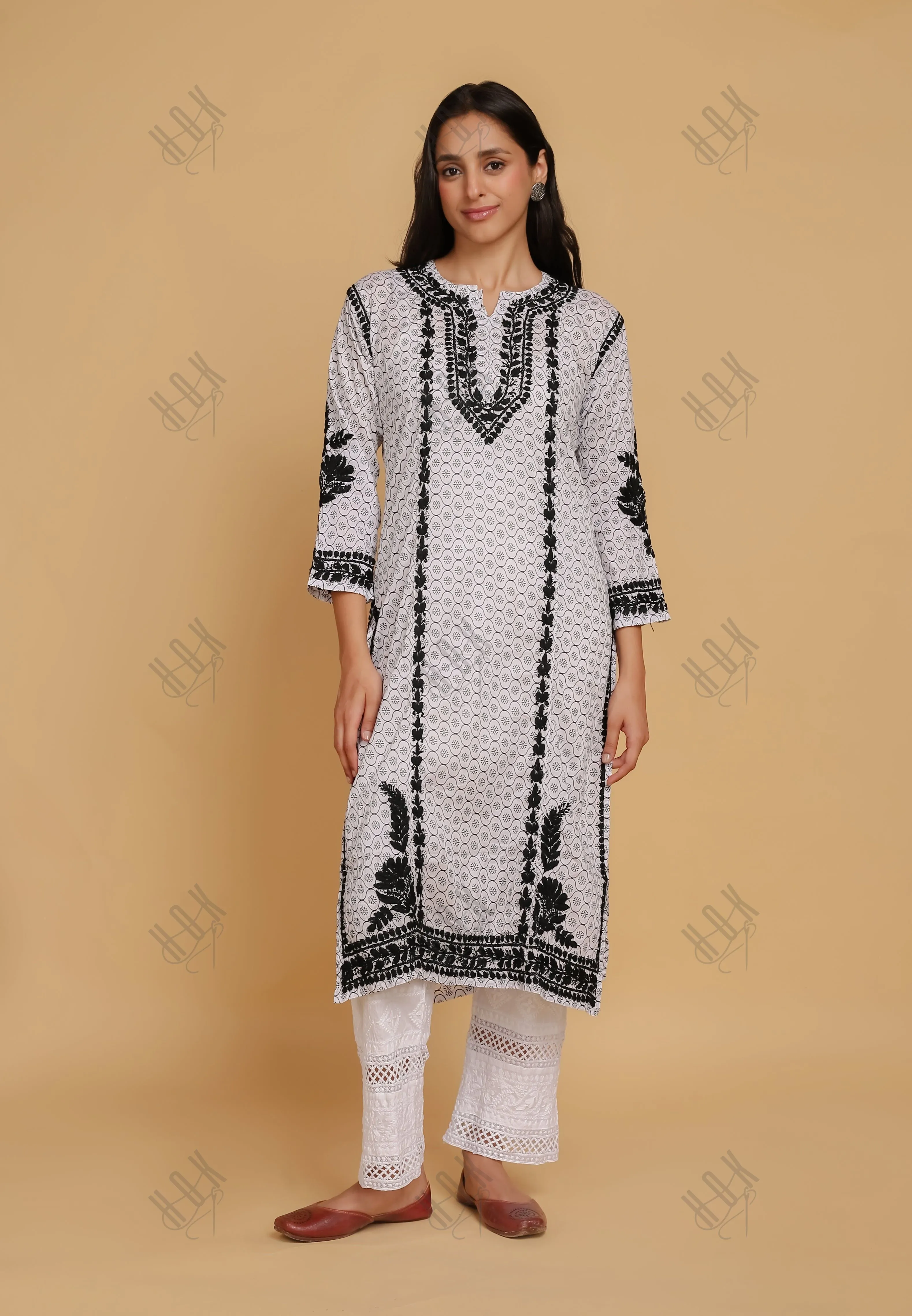 Saba Chikankari Kurta in Mul cotton in White With Black