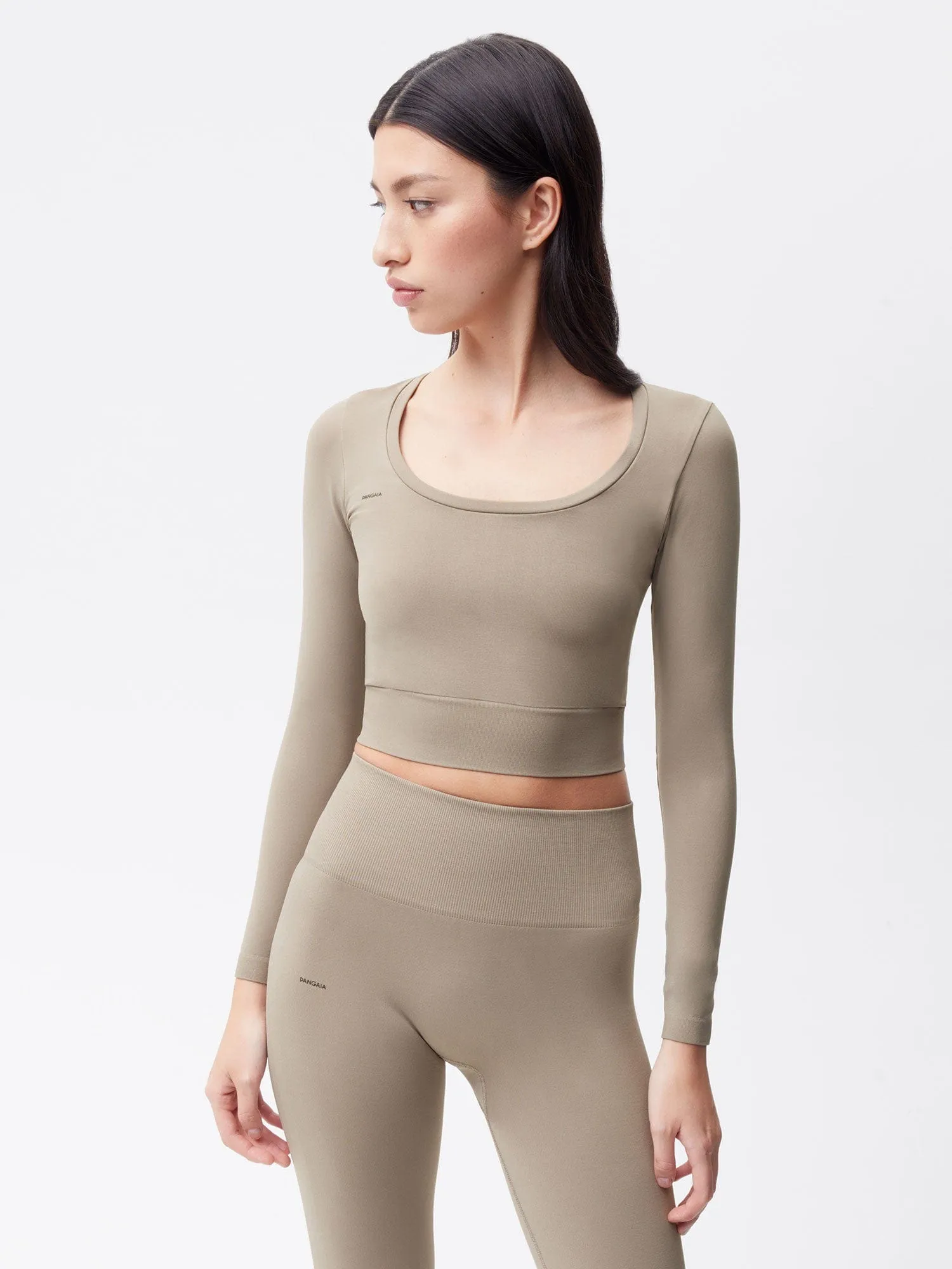 Women's Plant-Stretch Long Sleeve Cropped Top—taupe